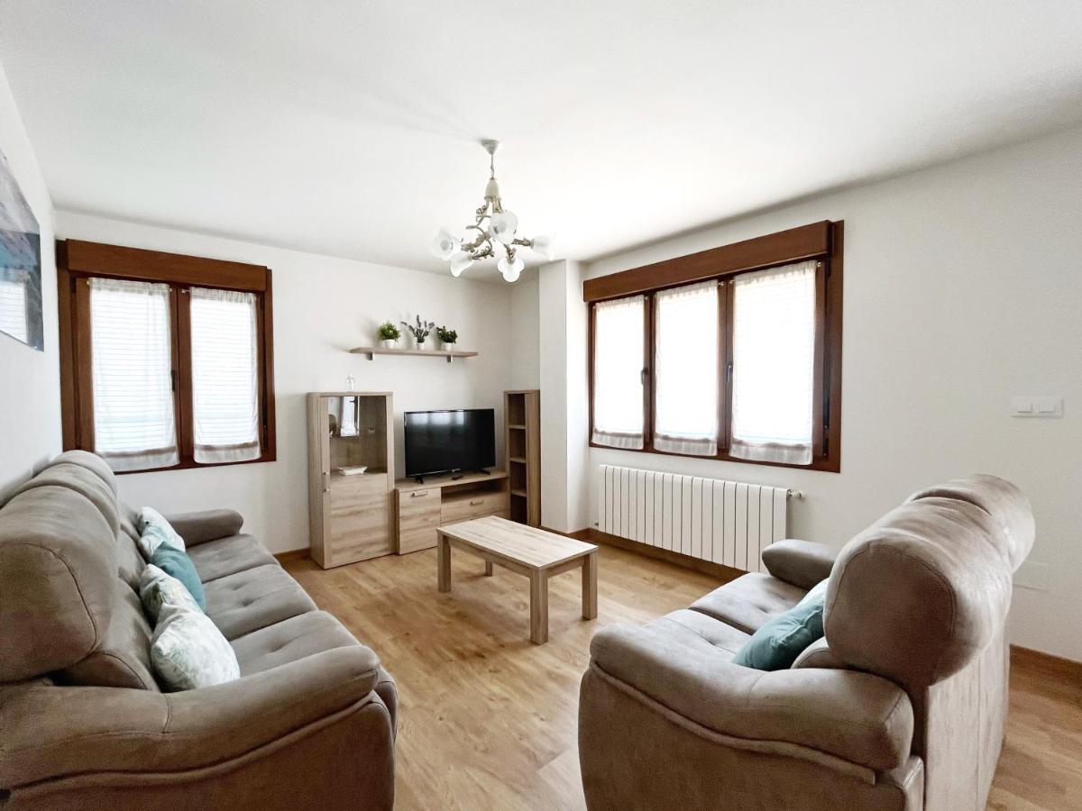 Apartamento Valbuena ポテス エクステリア 写真