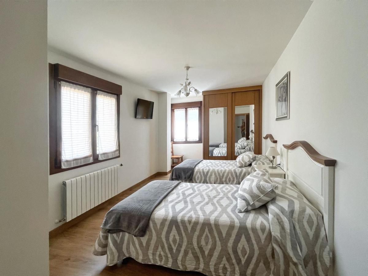 Apartamento Valbuena ポテス エクステリア 写真
